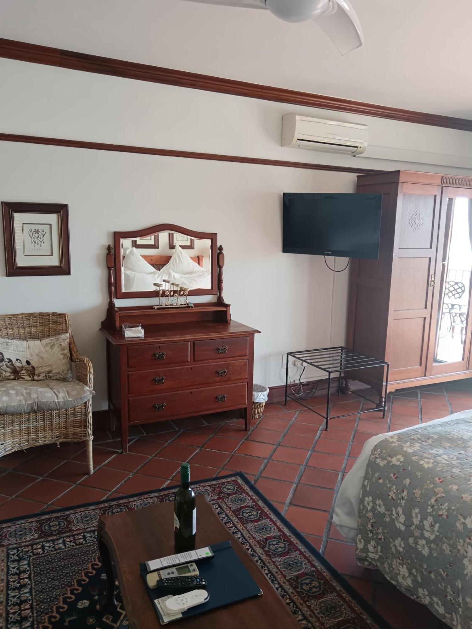 Berg En Zee Guesthouse Gordons Bay Exterior photo