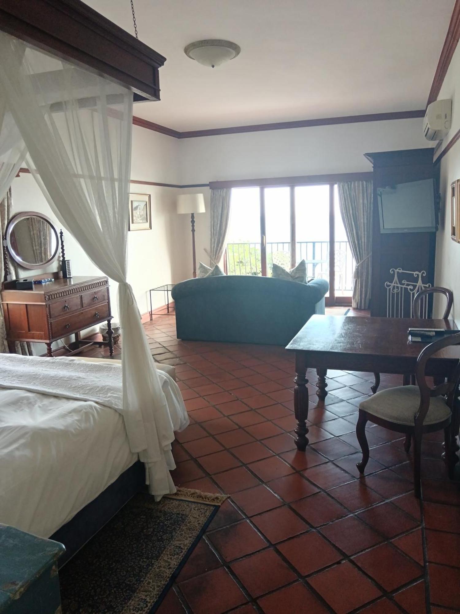 Berg En Zee Guesthouse Gordons Bay Exterior photo