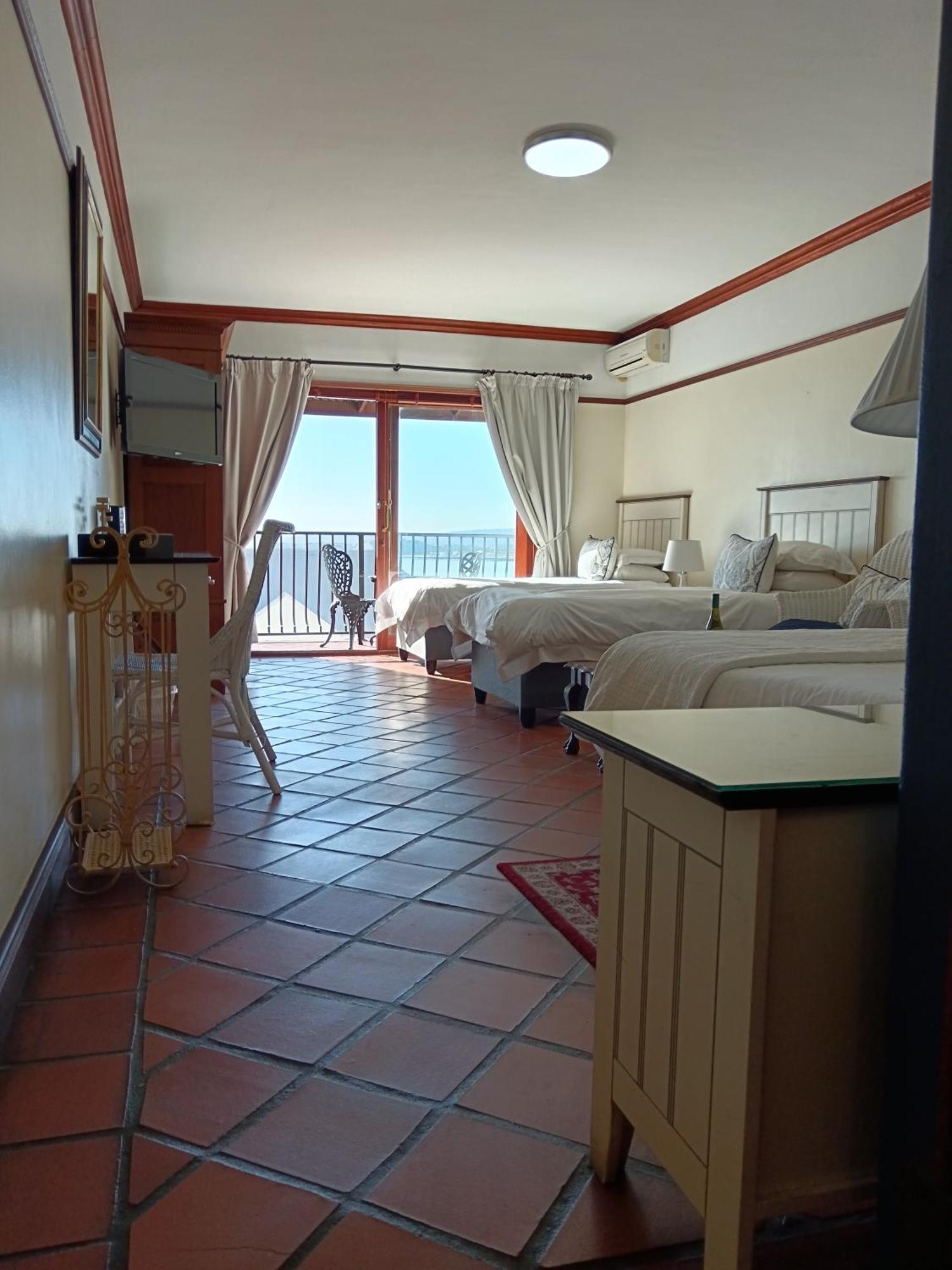 Berg En Zee Guesthouse Gordons Bay Exterior photo